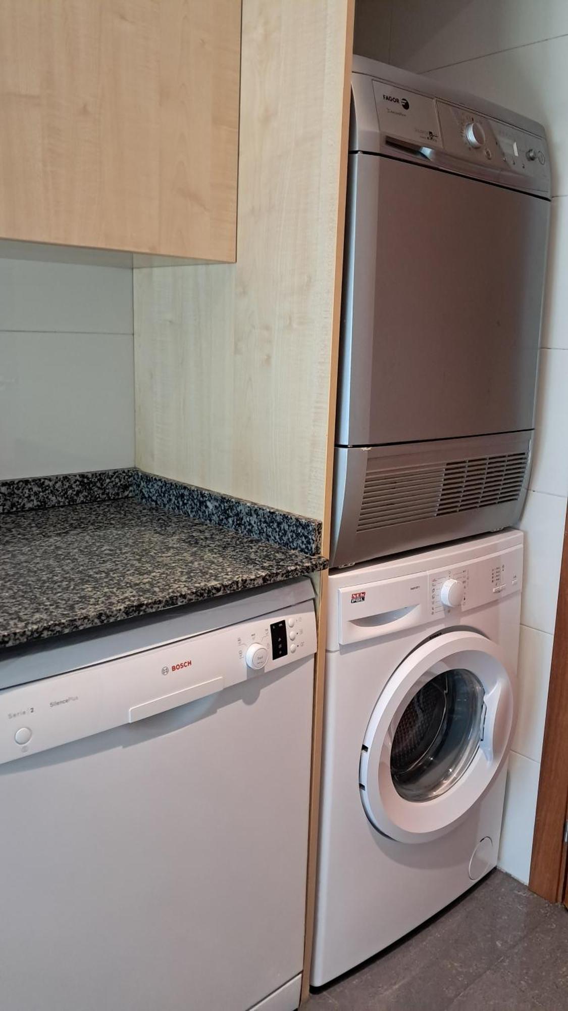 Modern Apartment, With Parking, Close To The Beach!! Sant Adria de Besos Exterior foto
